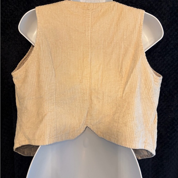 Vintage 90s Y2K Merona Cream Corduroy Vest with Brown Buttons - Picture 2 of 6